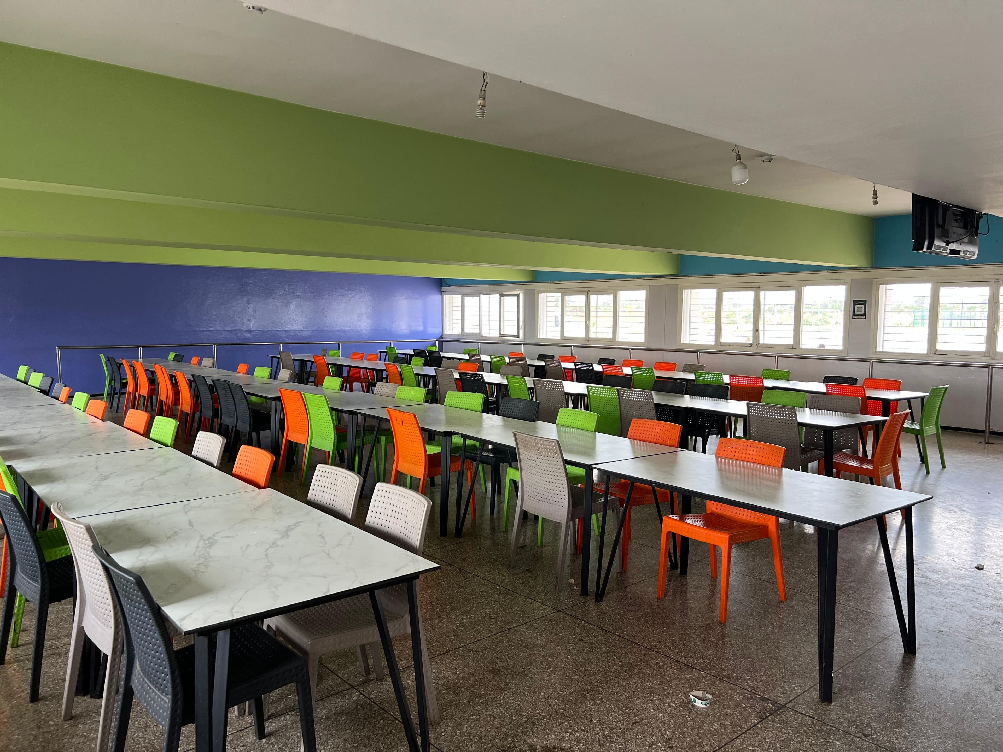 Counter and serving area of the ENSEM student restaurant.